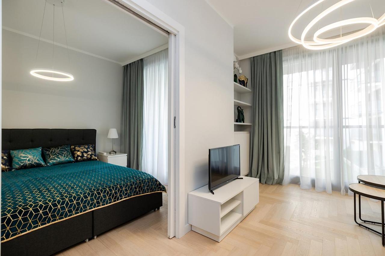 Wola Luxe Apartment Варшава Экстерьер фото
