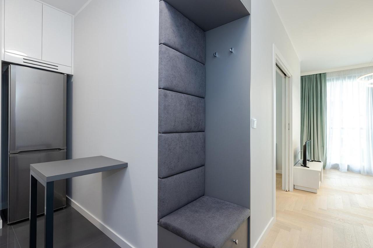 Wola Luxe Apartment Варшава Экстерьер фото